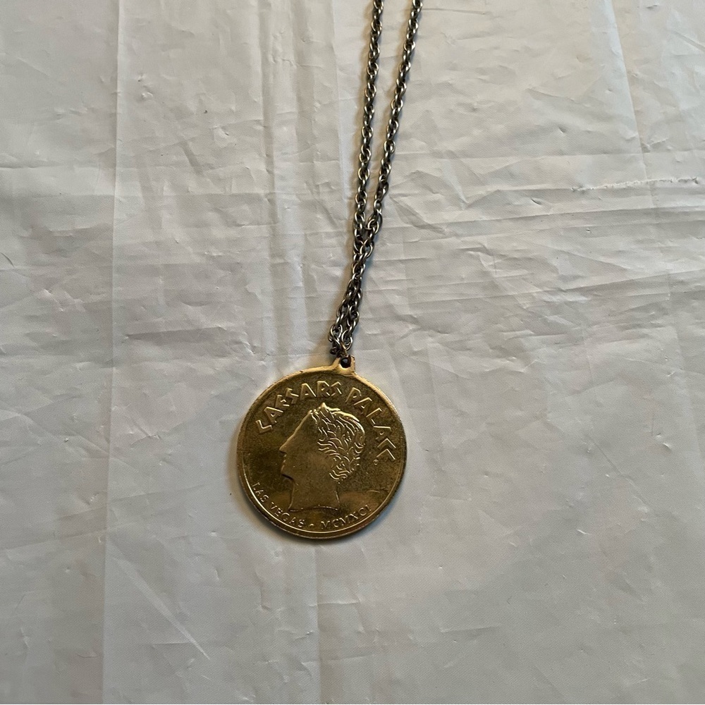 🏛️ Vegas’ Caesar’s Palace Gold Medallion Necklace  🏛️